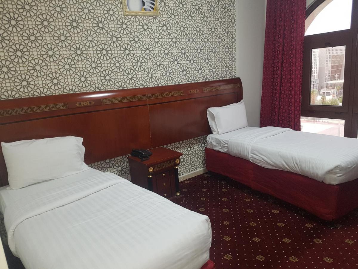 Karam Taibah Almasi Hotel Medina ภายนอก รูปภาพ
